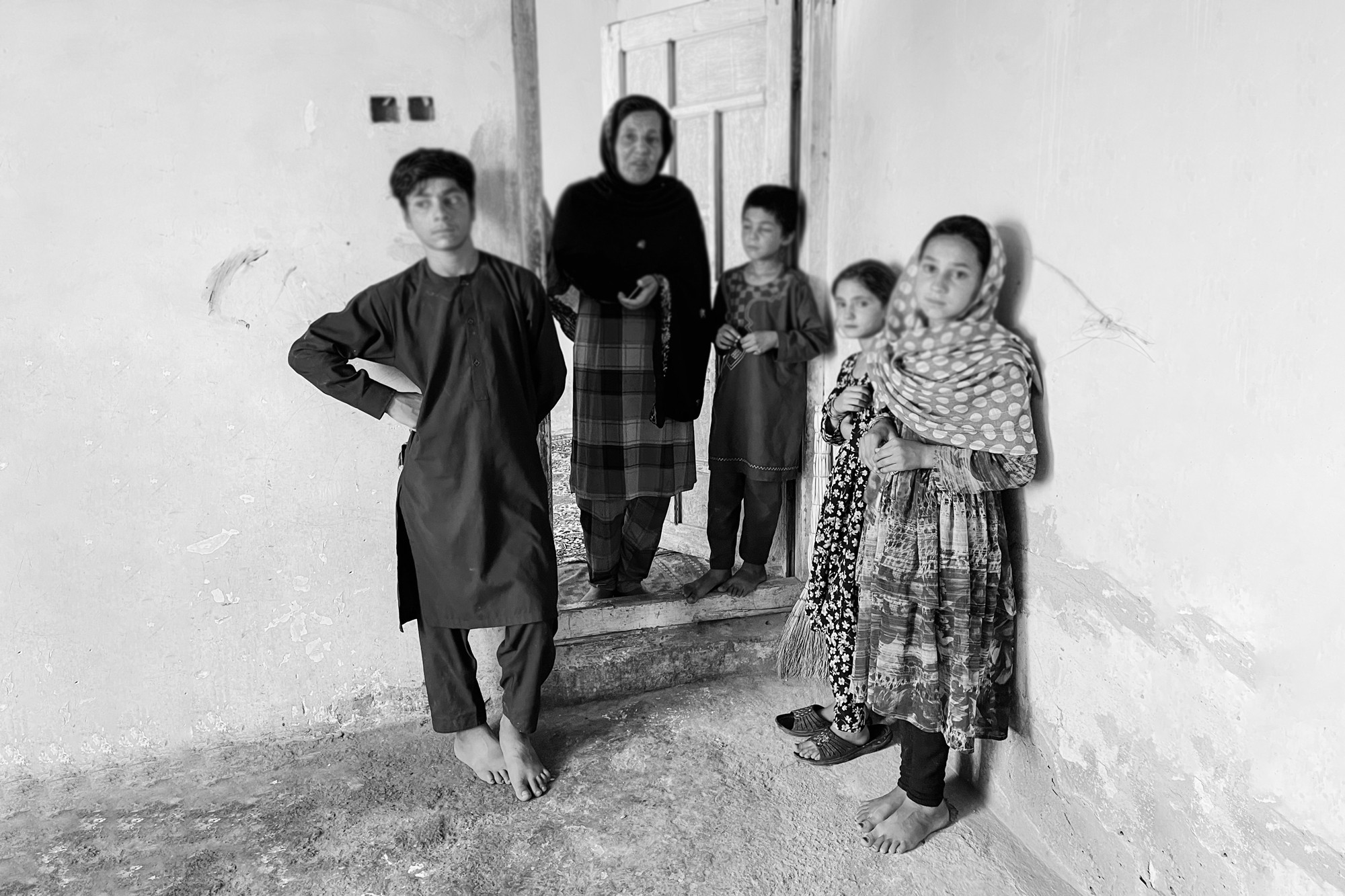 Let's bring hope to Farida family.