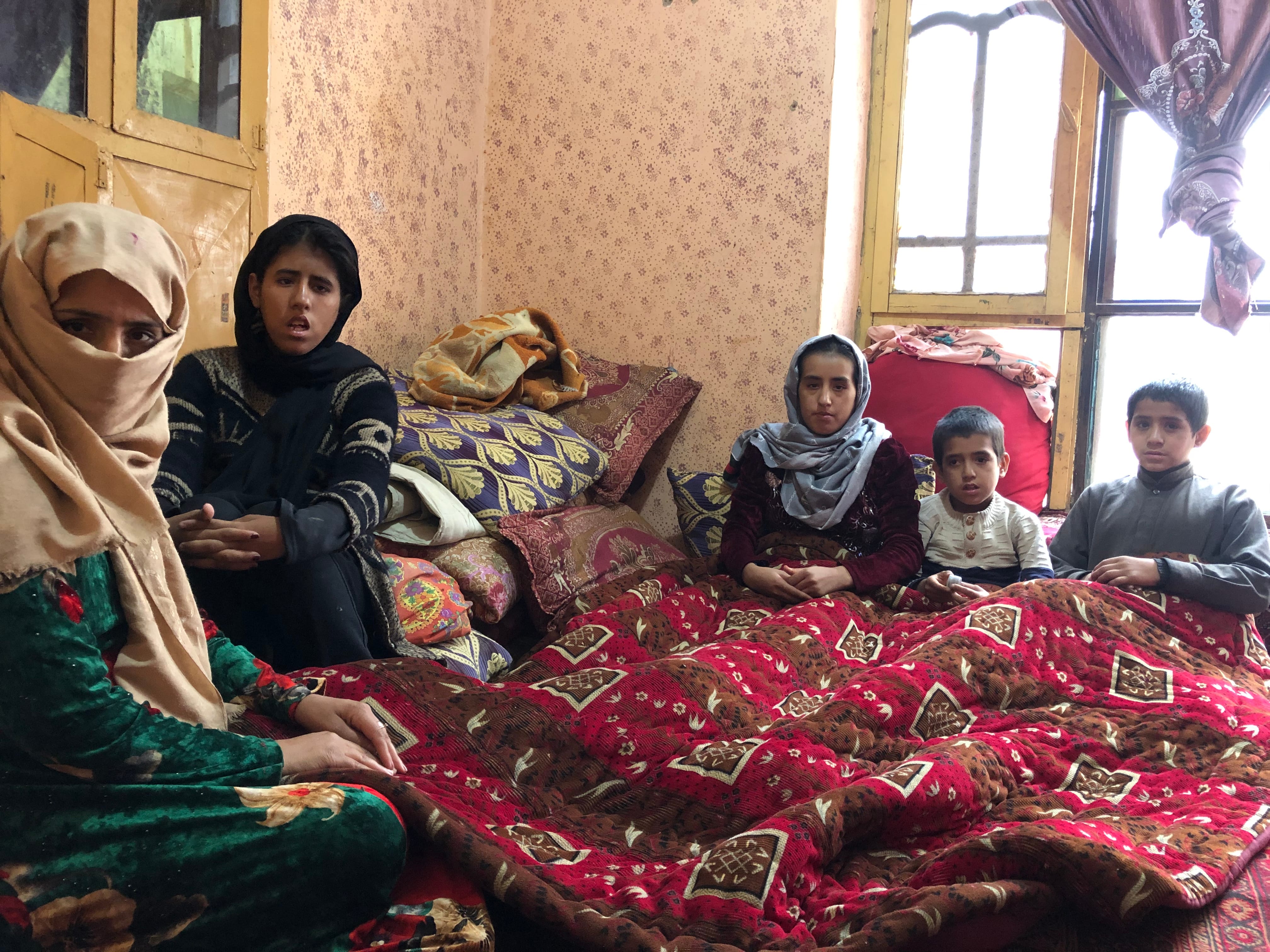 Help Kamila Care for Her Family