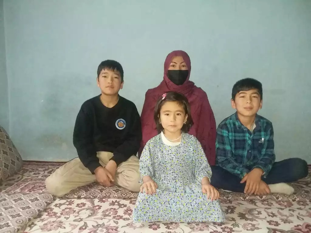 Help Shakila Sew a Better Future for Her Family 1