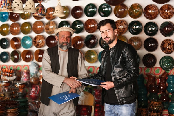 Istalefi Pottery Shop 3