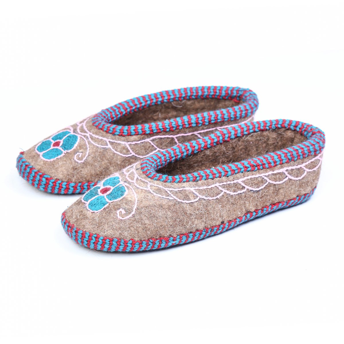 Hand-Woven Shoe Pairs With Brown Borders | Barak Shoes