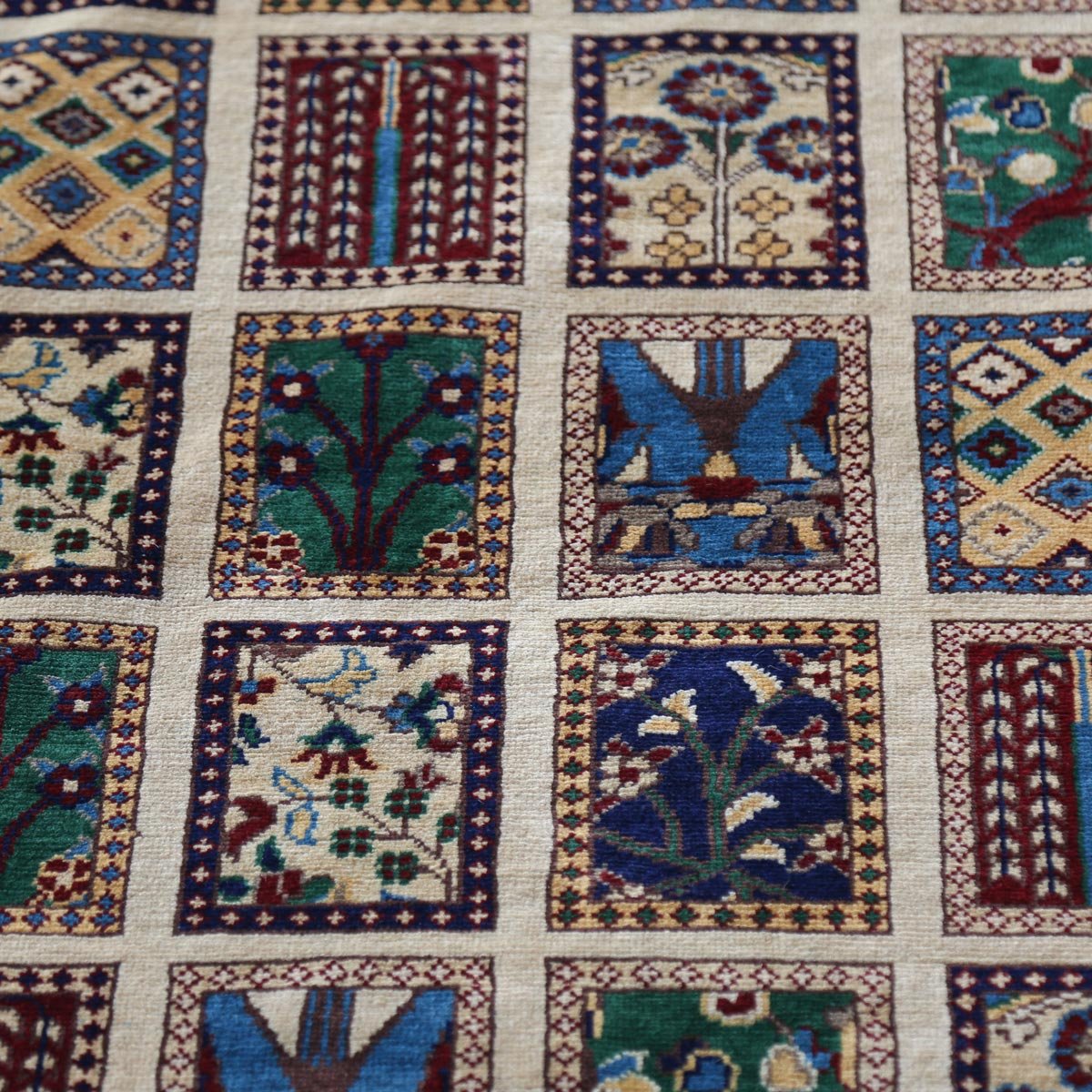 Mirror Design Handwoven Original Area Rug | 10' 1" X 6' 5"