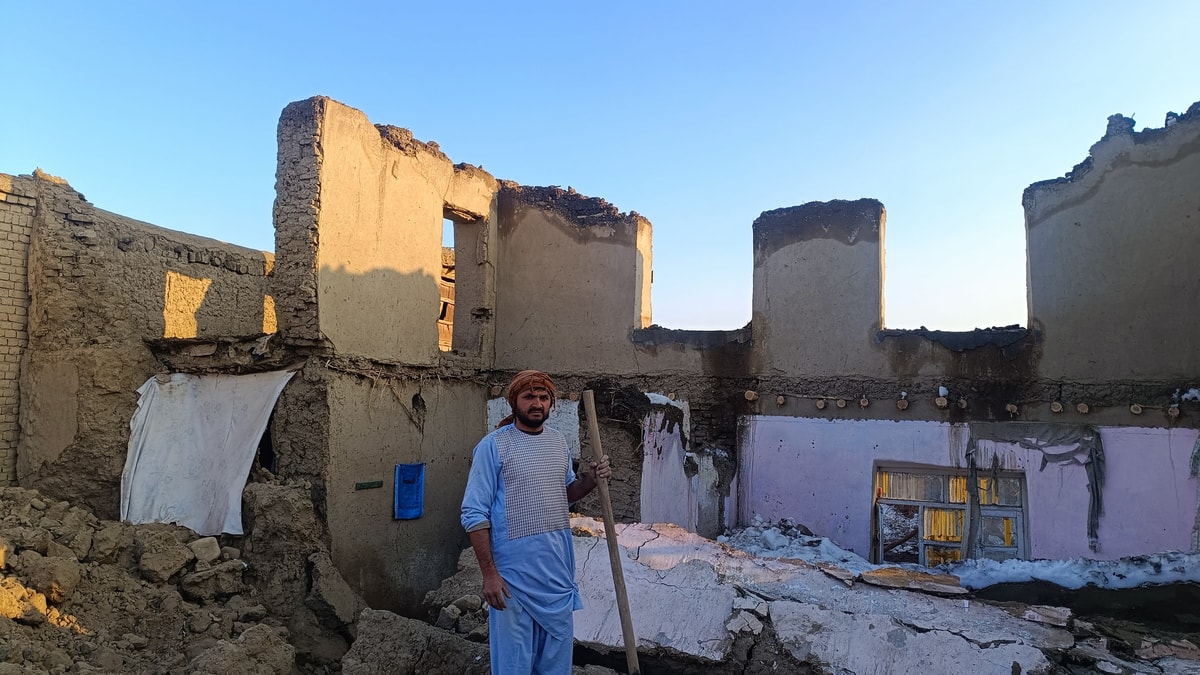 Help Mohammad Zarif Rebuild his House 1