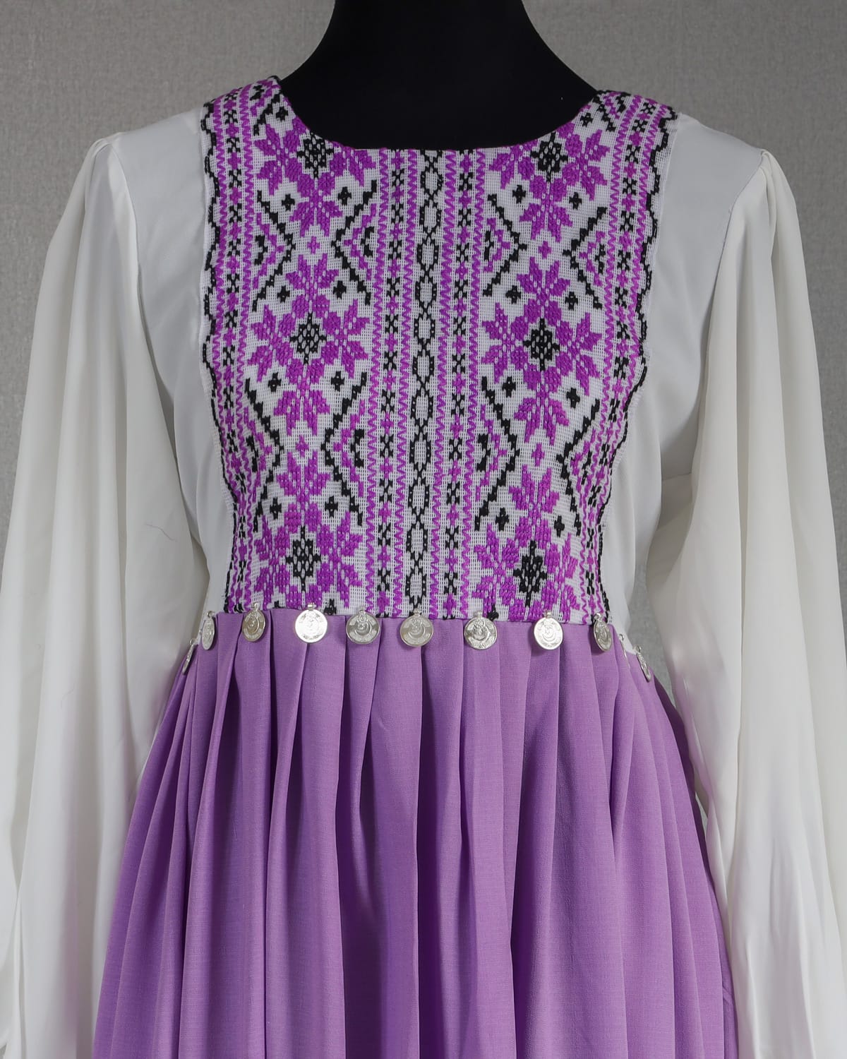 Hand-Embroidered Cotton Outfit 3