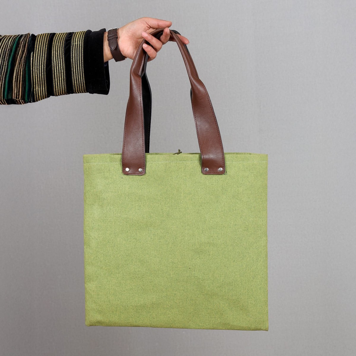 Nature’s Melody Tote, bird and flowers 2