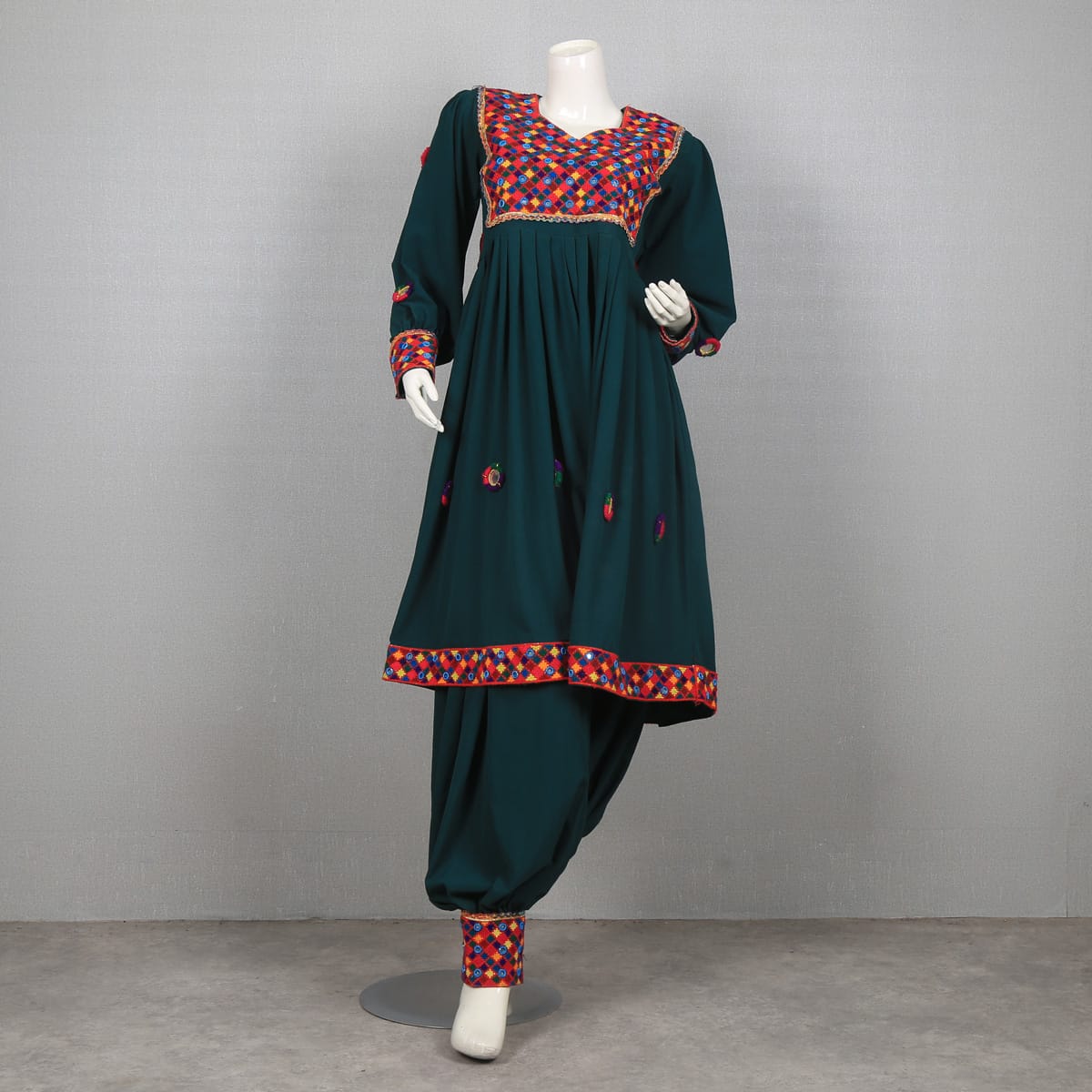 Traditional Modest Dress 4