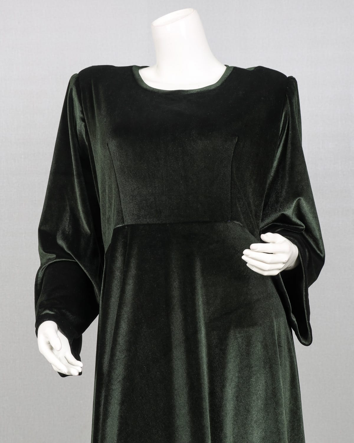 Elegant Velvet Maxi Dress 2
