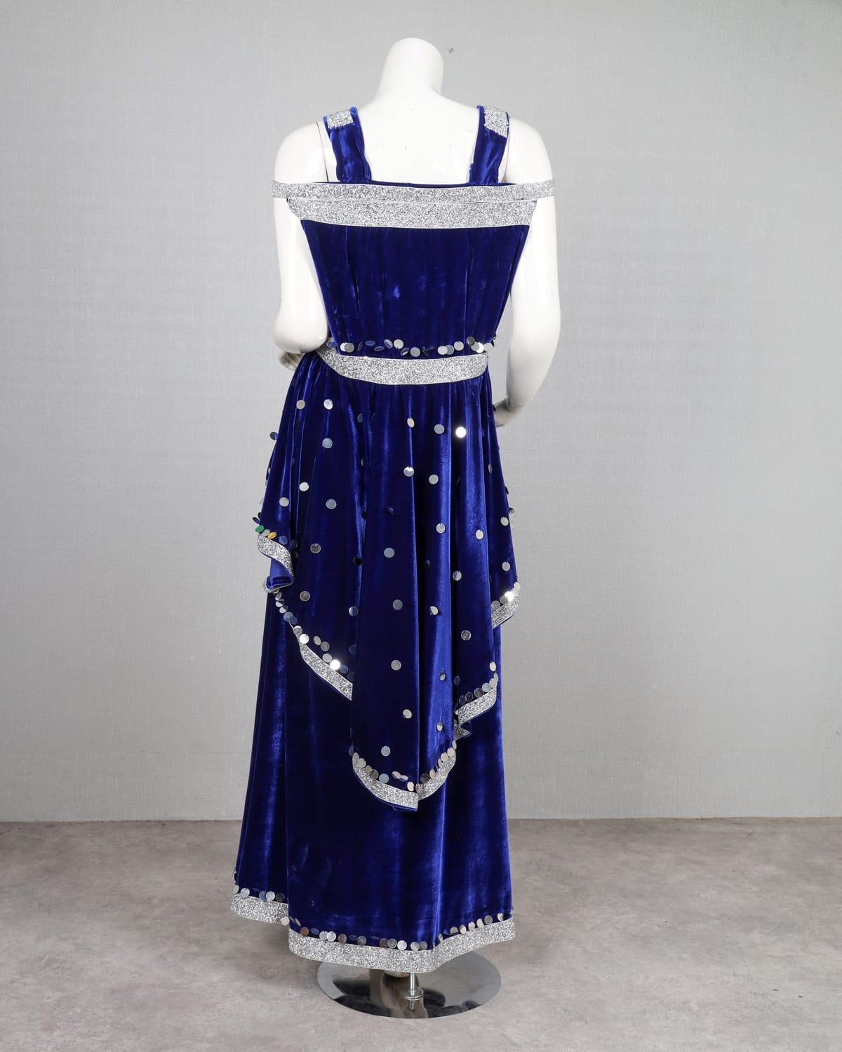 Modern Two-Piece Long Dress Set 1