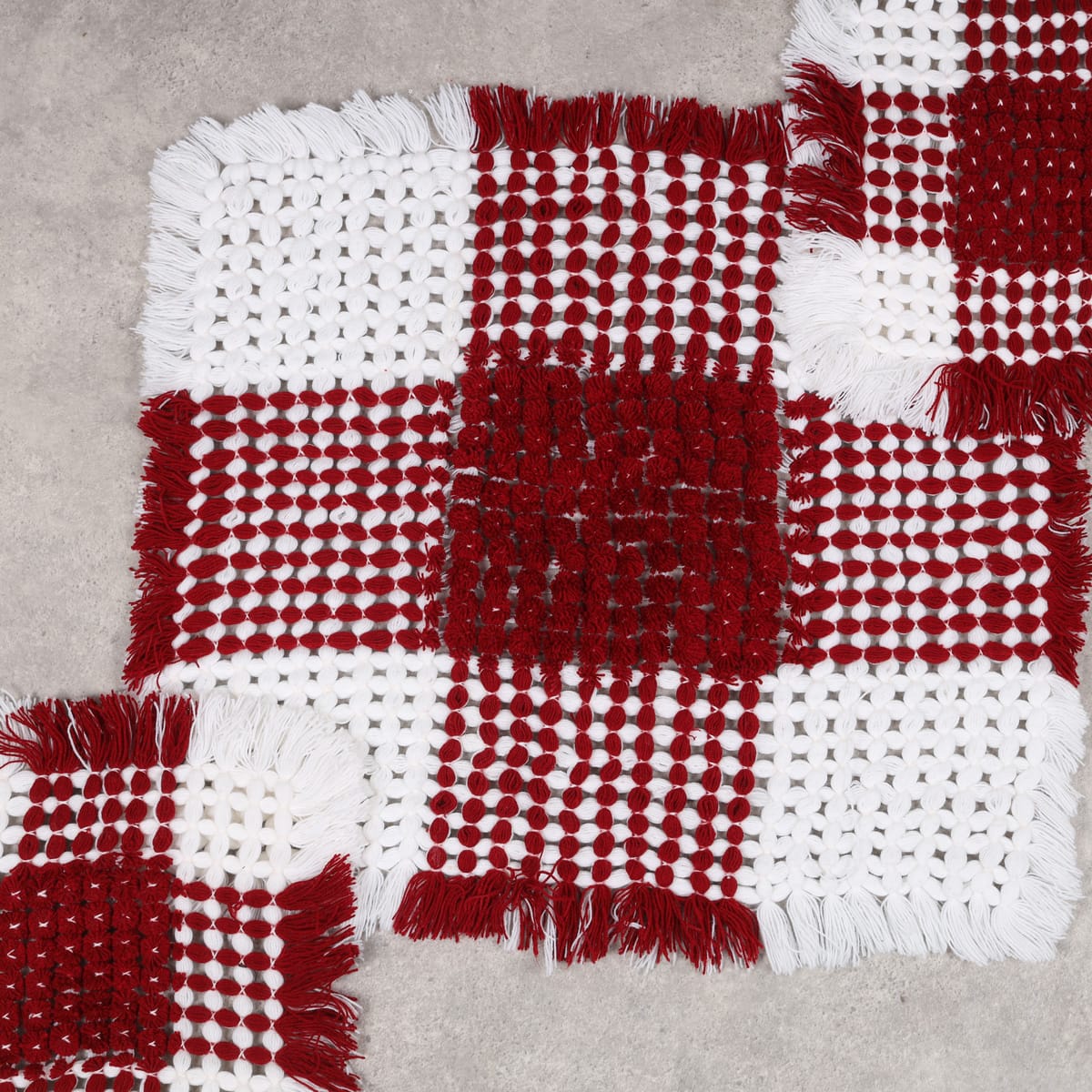 Handcrafted Red and White Knotted Throw Blanket 1