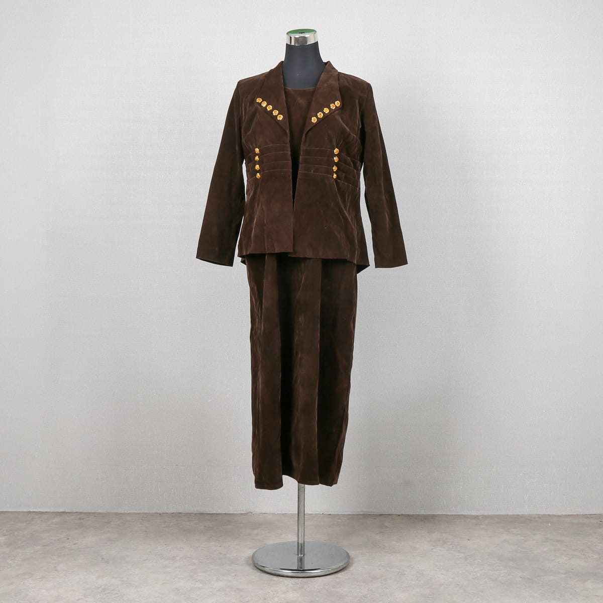 Vintage Brown Suede Women’s Suit – Blazer & Skirt Set 4