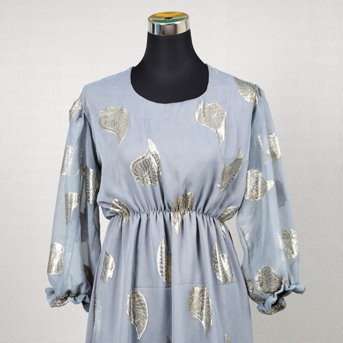 Light Grey Maxi Dress with Golden Foil Leaf Print 3