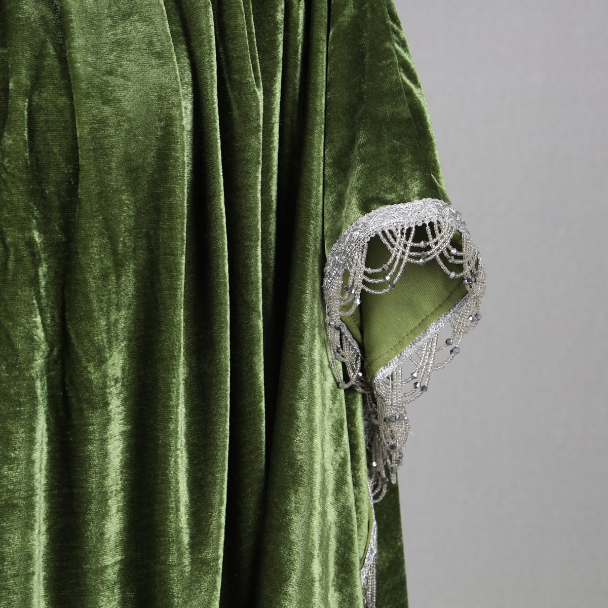 Emerald Green Velvet Cape with Silver Lace Trim 1