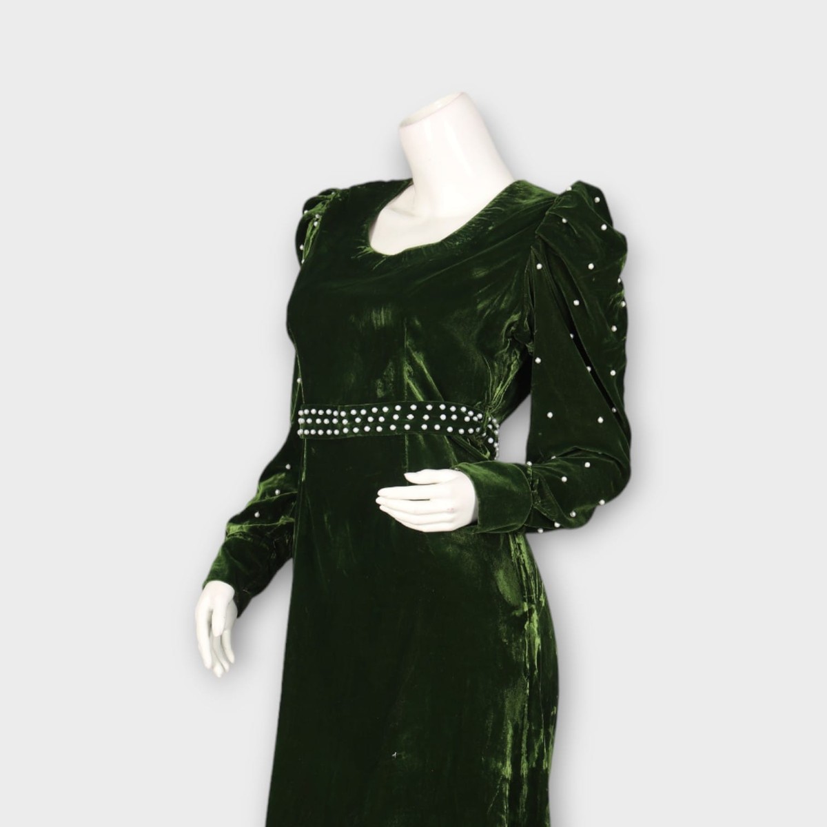 Dark Green Velvet Maxi Dress with Pearl-Studded Sleeves and Belt 3