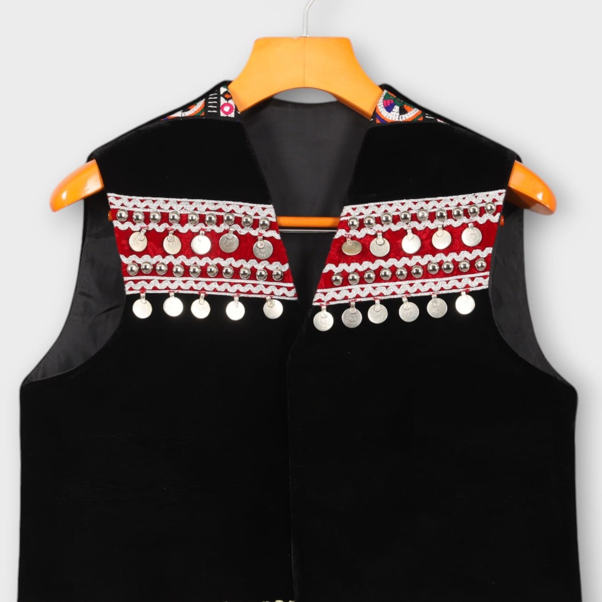 Heritage Gandi Afghani Outfit with Embroidered Waiscoat 8