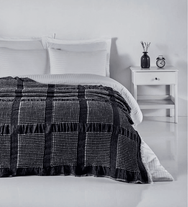 BEDSHEET, BED THROW 2