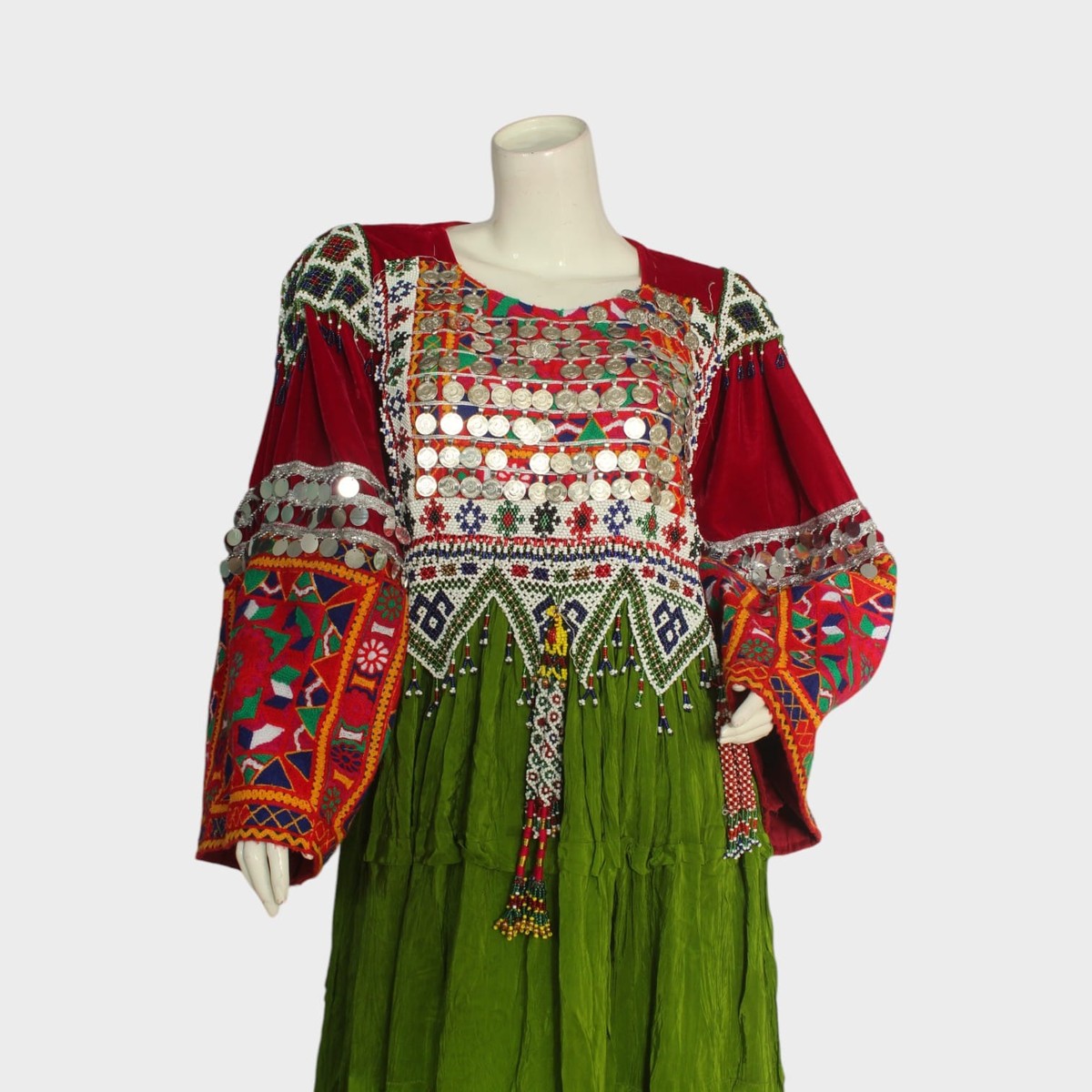 Afghani Nomadic Kuchi Dress – Hand-Embroidered Traditional Green and Red Dress 1