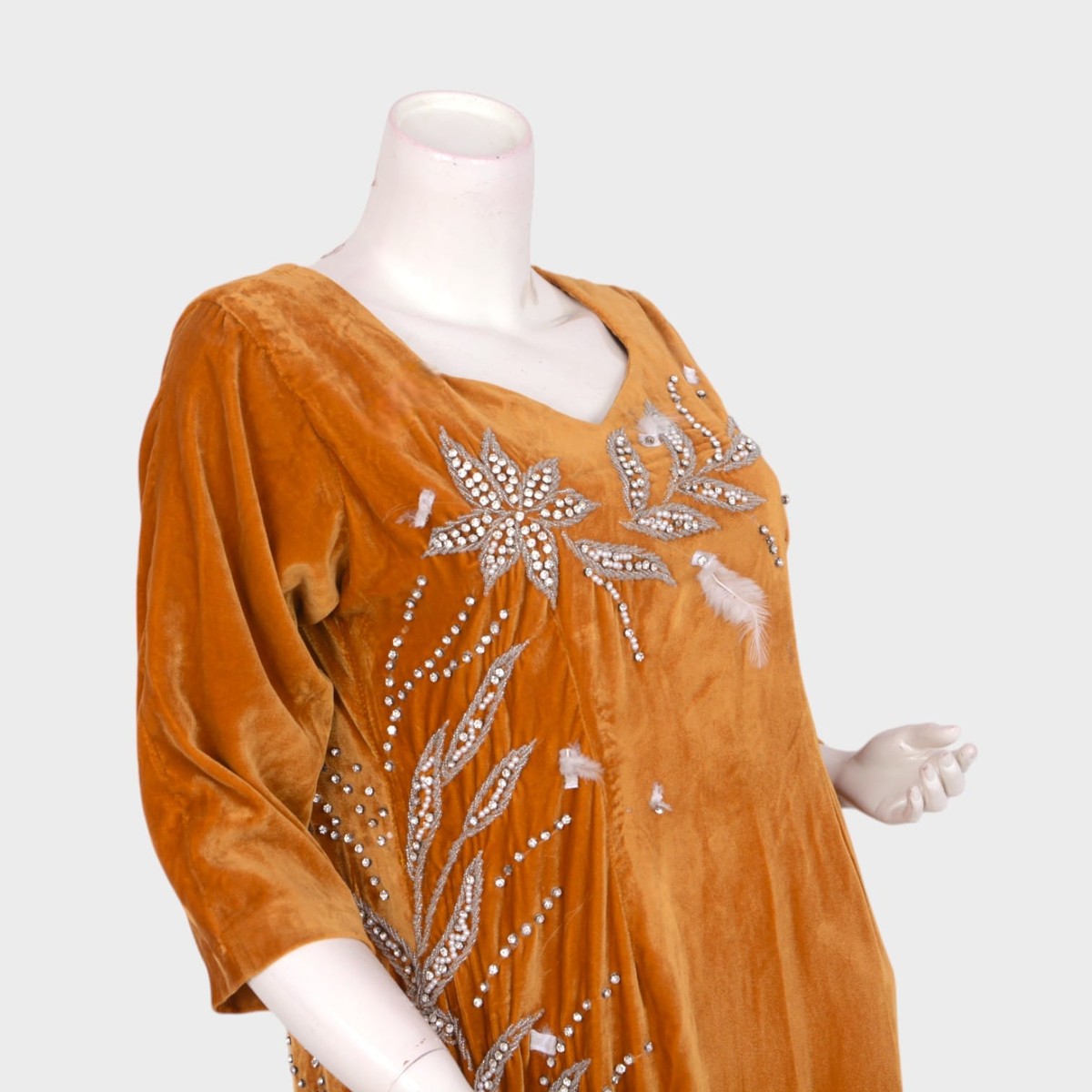Golden Velvet Elegance Dress 2