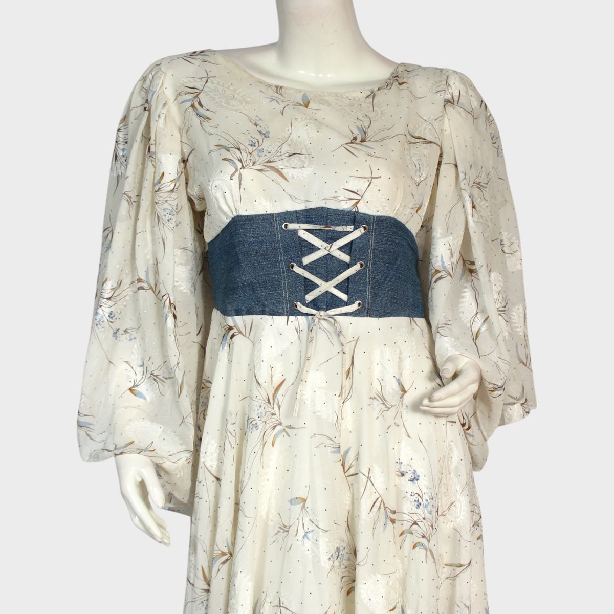 Ivory Bloom Midi Dress 2