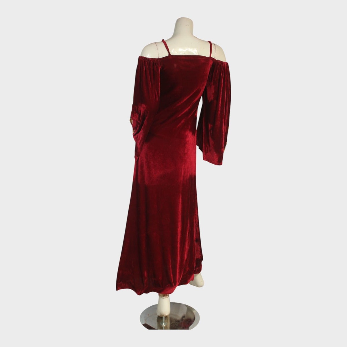 Crimson Bloom Cold-Shoulder Gown 4