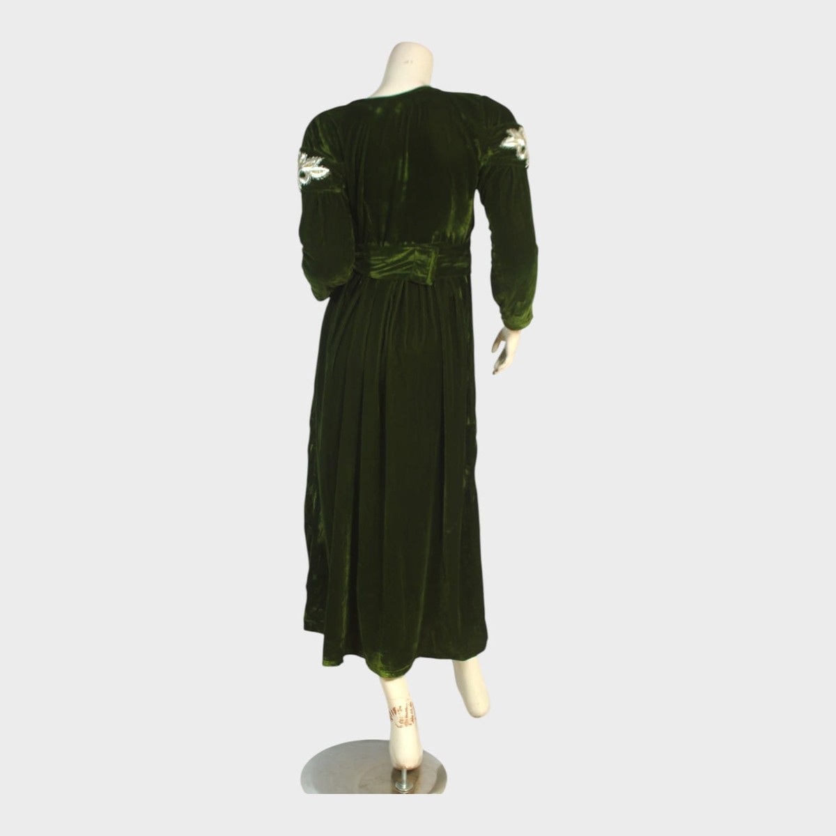 Emerald Bloom Velvet Gown 4