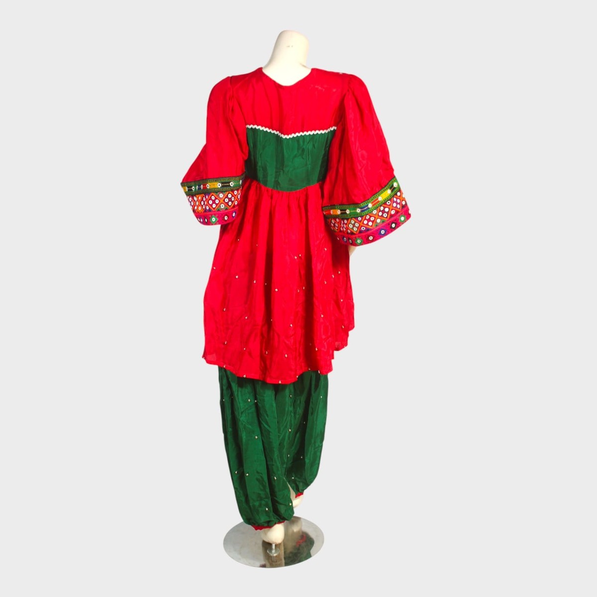 Kandahari Charm Embroidered Set 3