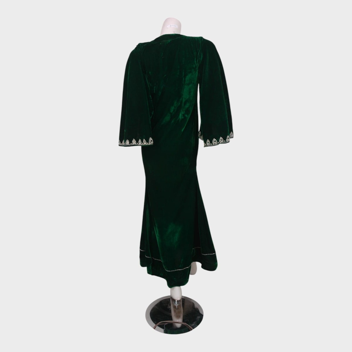 Emerald Elegance Velvet Gown 2