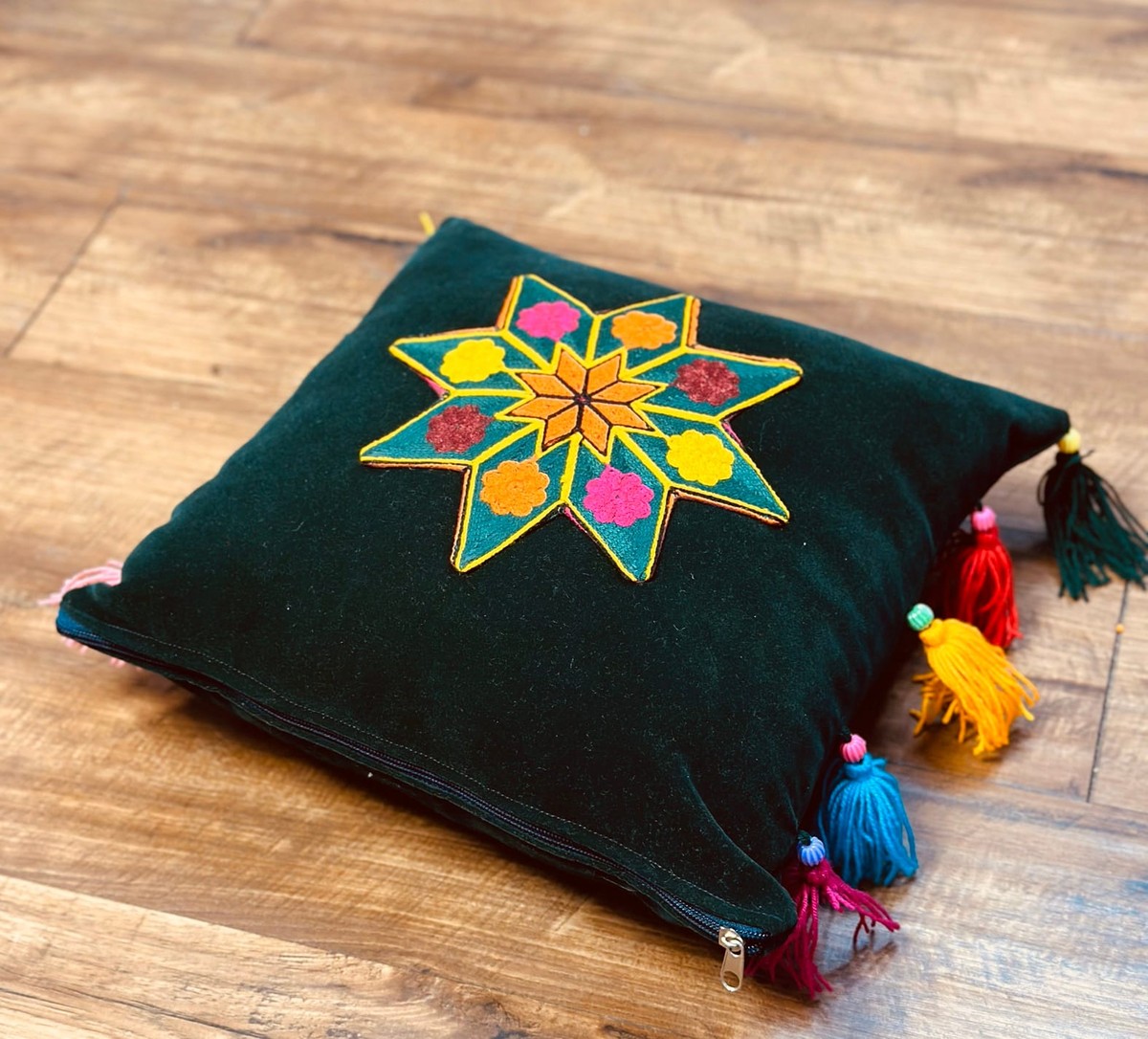 Pillow cover Hand-Embroidered Star Motif 3