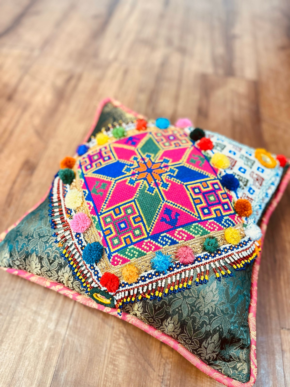 Hand-Embroidered Suzani Pillow Cover – Silk on Cotton | 45x45cm 2