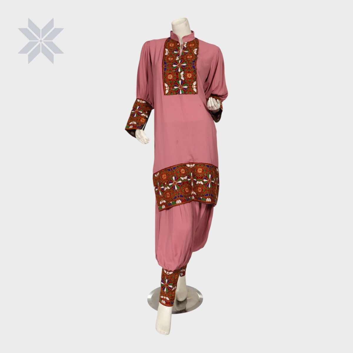Zunaira Rose Set – Balochi Embroidered Edition 2