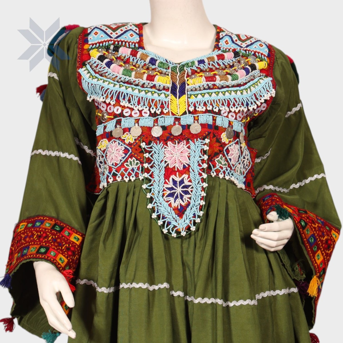 Lailuma Tribal Embroidered Two-Piece Set 2