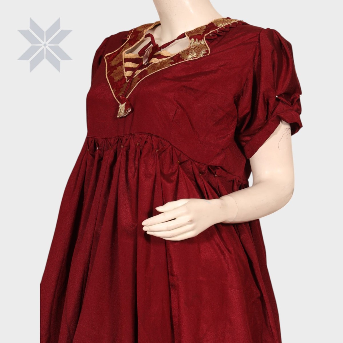 Rohi Burgundy Gold-Accent Ensemble 1
