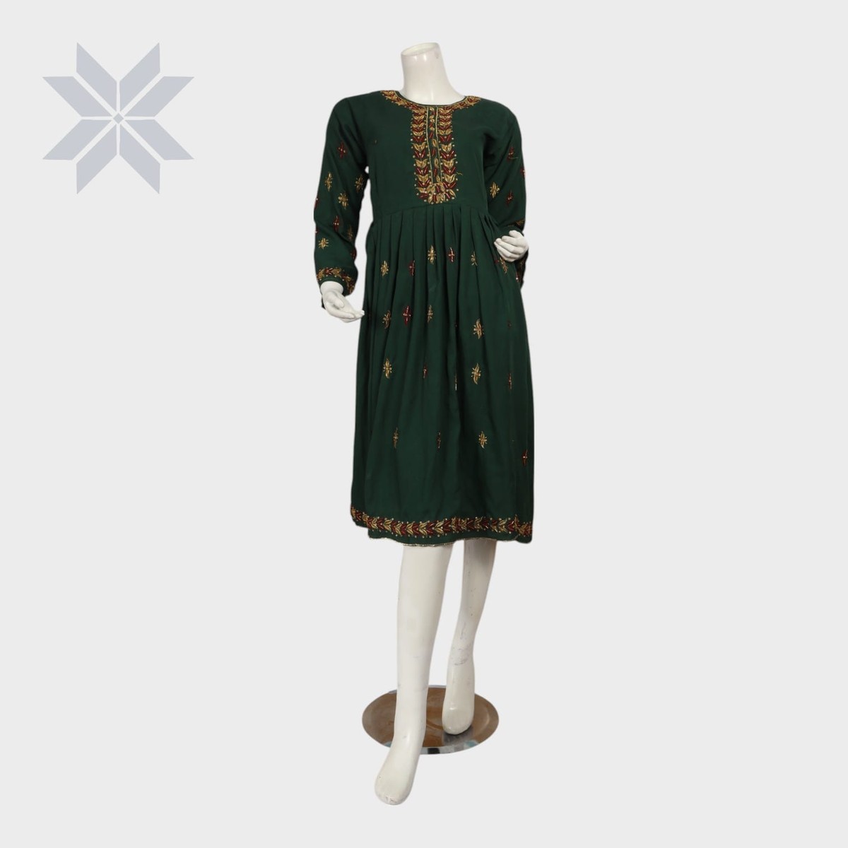 Emerald Vine Embroidered Dress – Georgette with Silk Embroidery 4