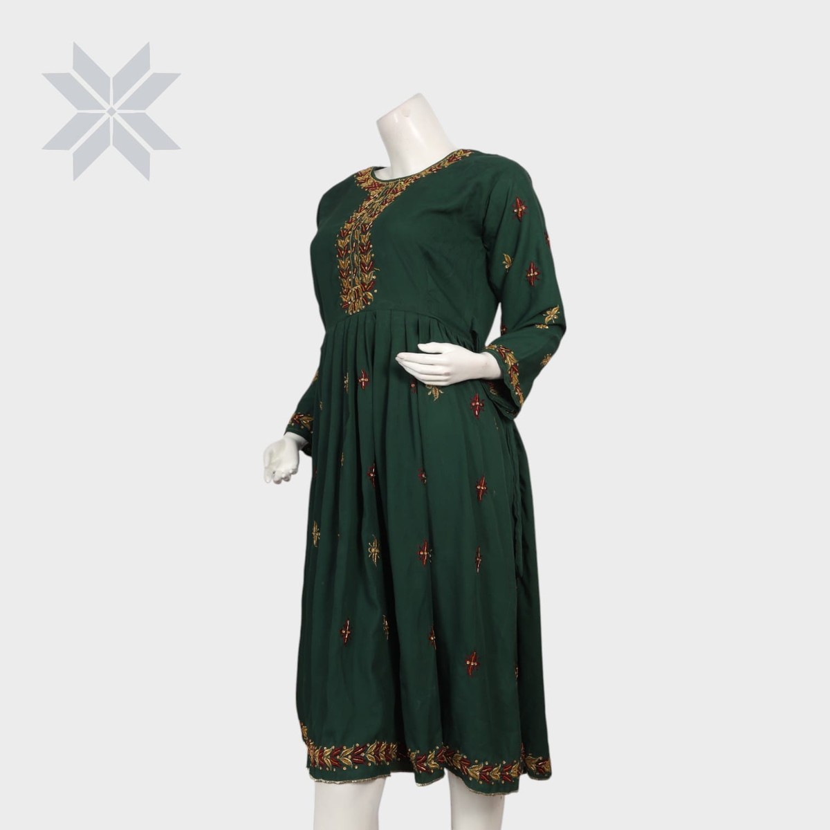 Emerald Vine Embroidered Dress – Georgette with Silk Embroidery 1