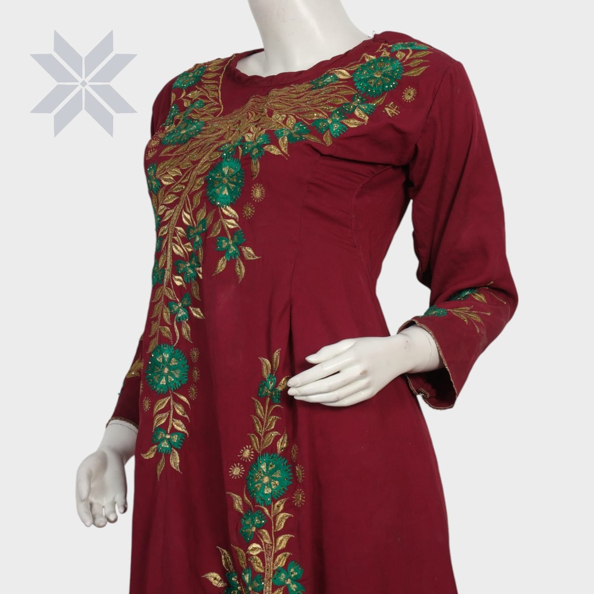Maroon Elegance Embroidered Kameez Set 1