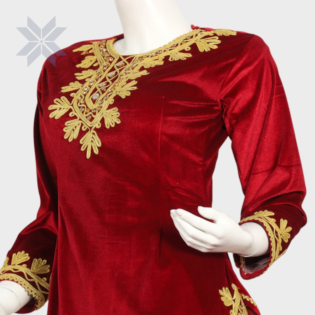 Velvet Elegance Embroidered Kameez Set 3
