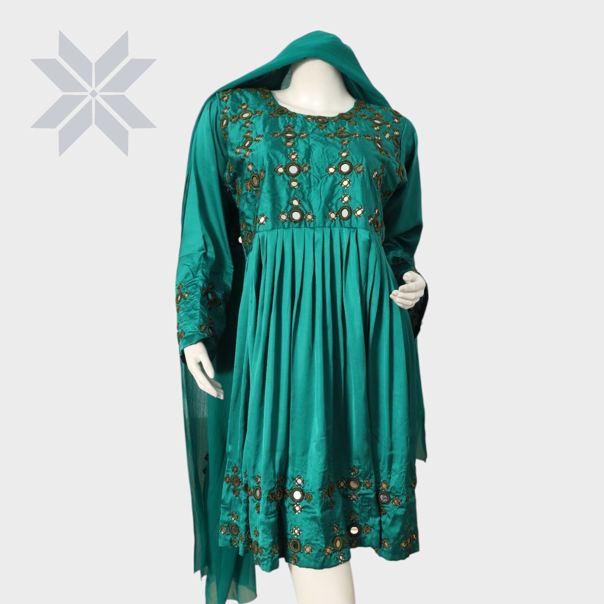 Sabz Sitara Mirror Dress Set 4