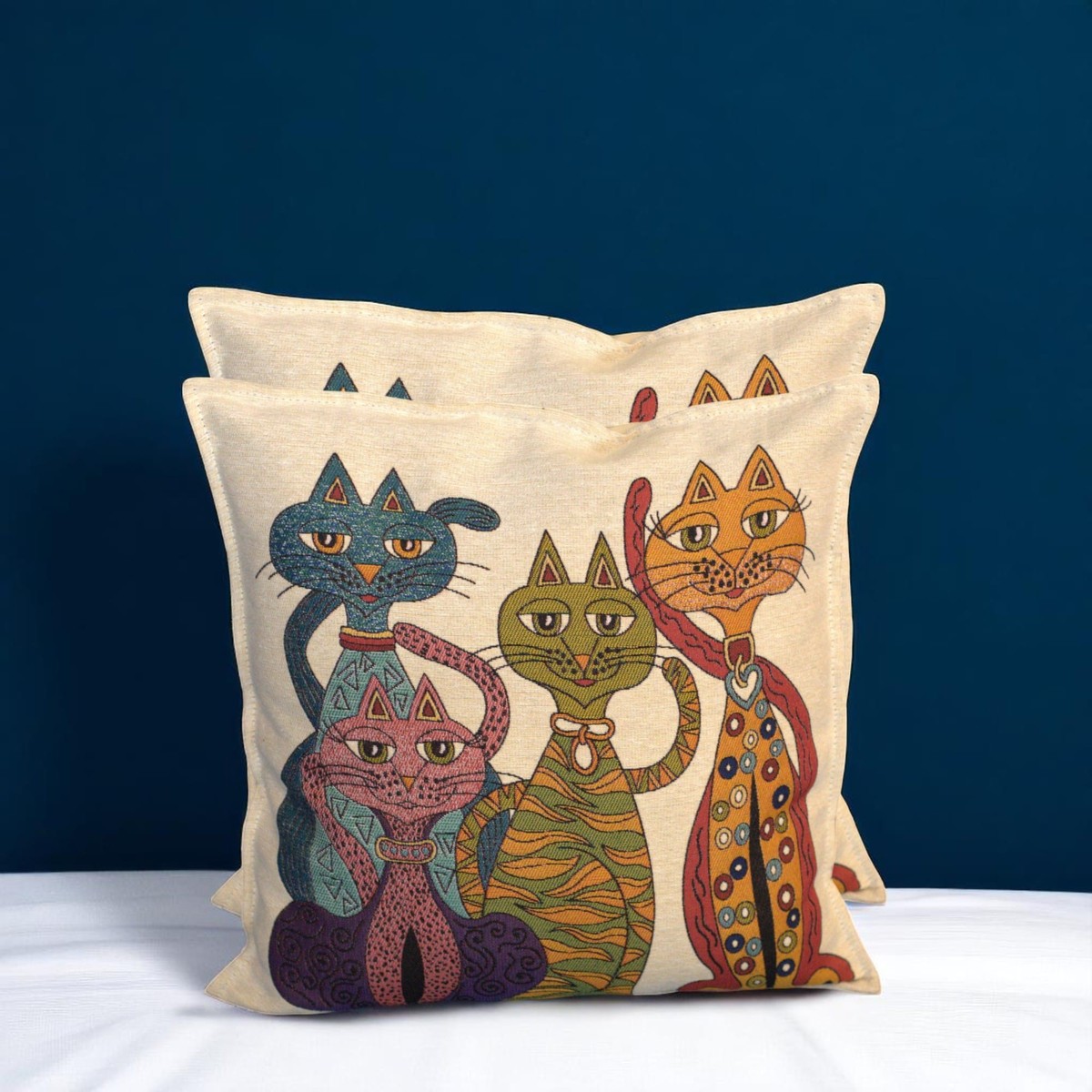 Pillow Cover 2pcs Embroidered Cat Cushion Cover, Gift for Cat Lovers 2