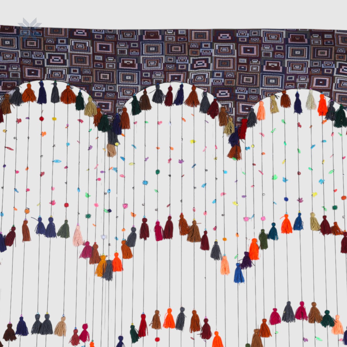 Decorative Curtain with Scalloped Design 6
