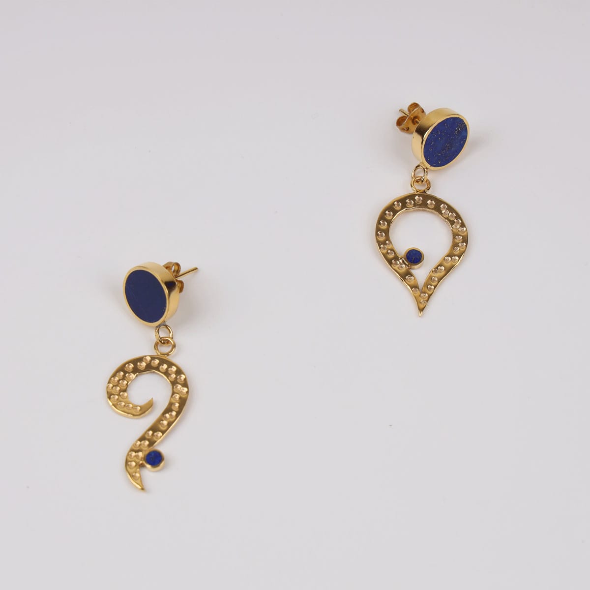 Varia Lapis Lazuli Earrings with Gold-Plated Brass 1