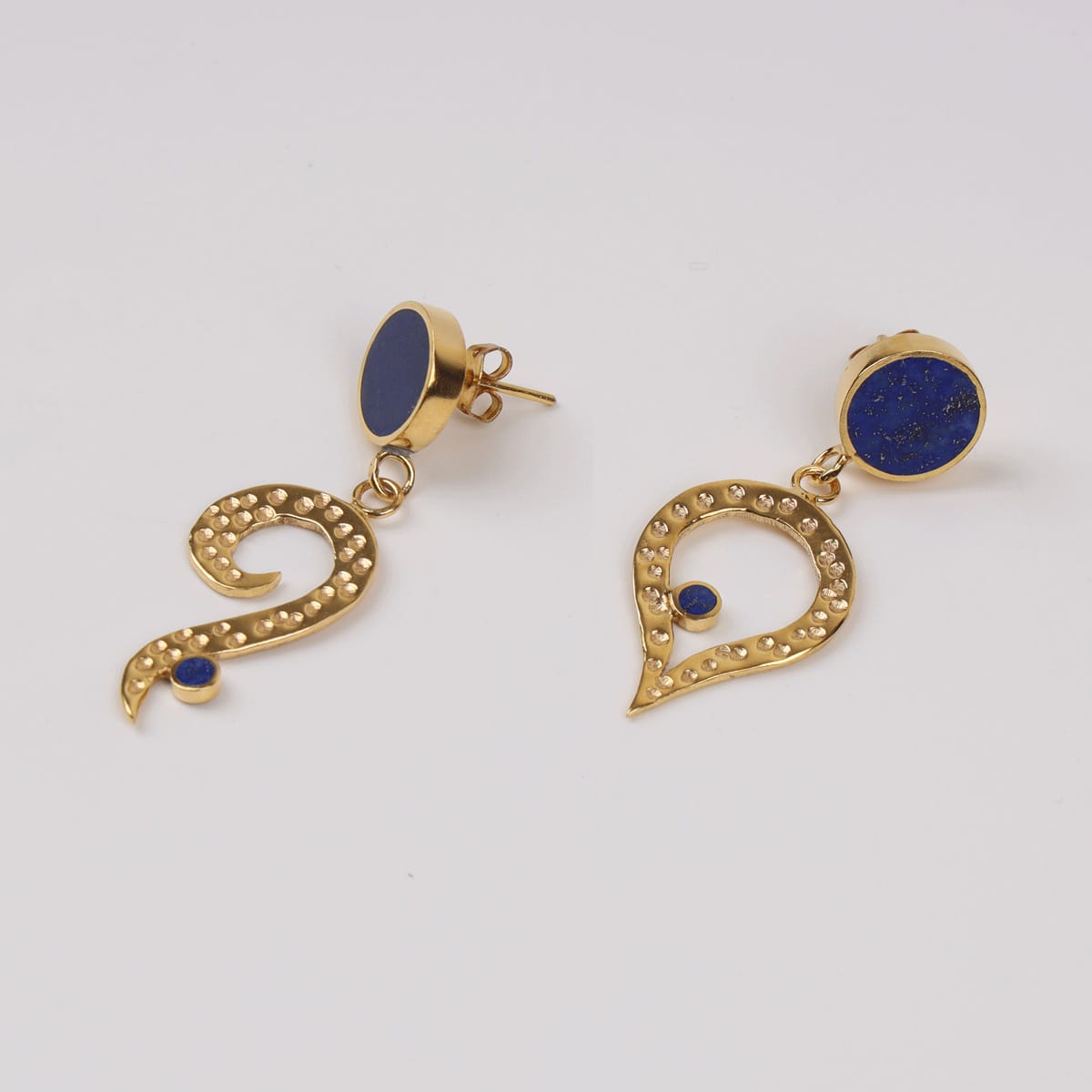 Varia Lapis Lazuli Earrings with Gold-Plated Brass 2