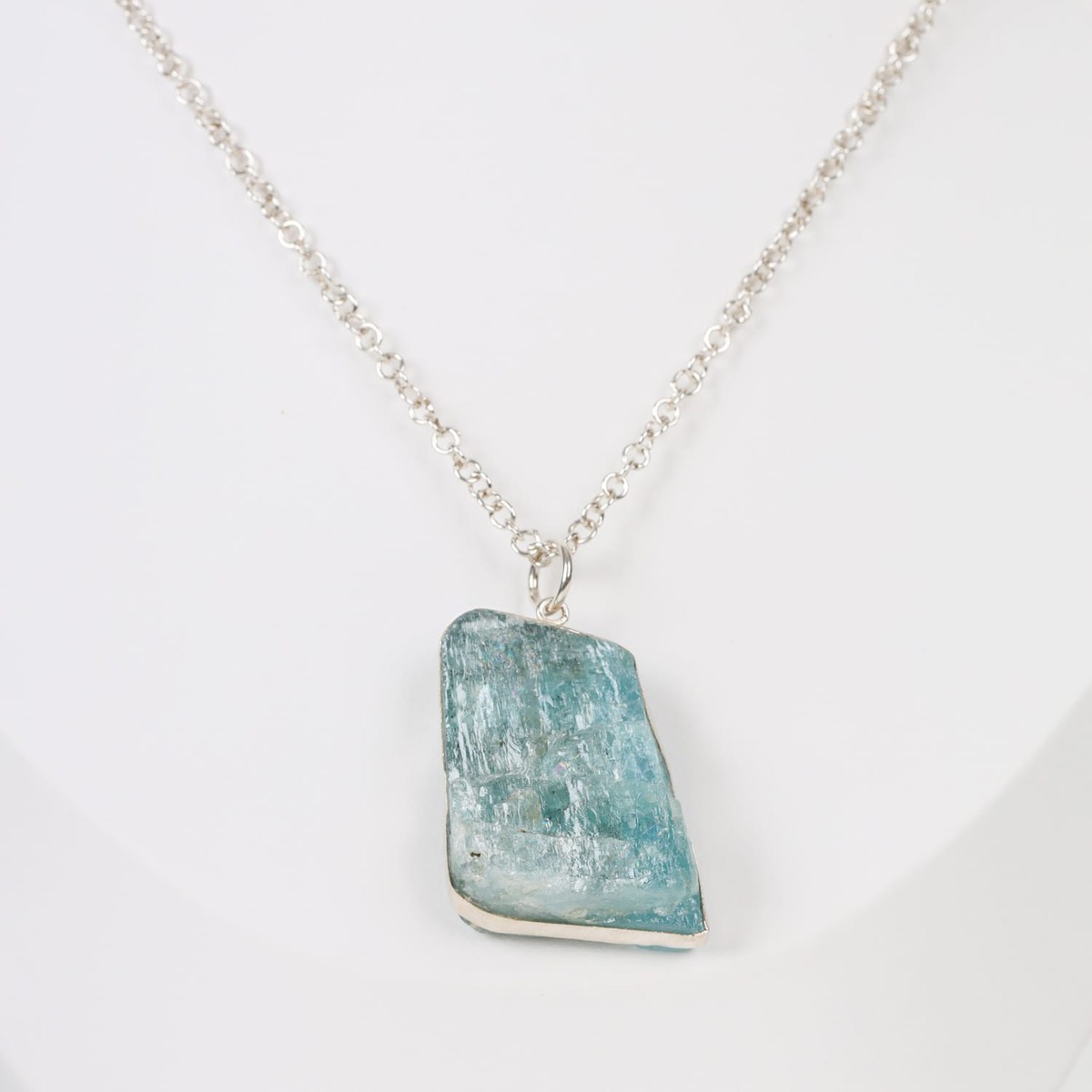Sky Drop Pendant Aquamarine in Sterling Silver 3