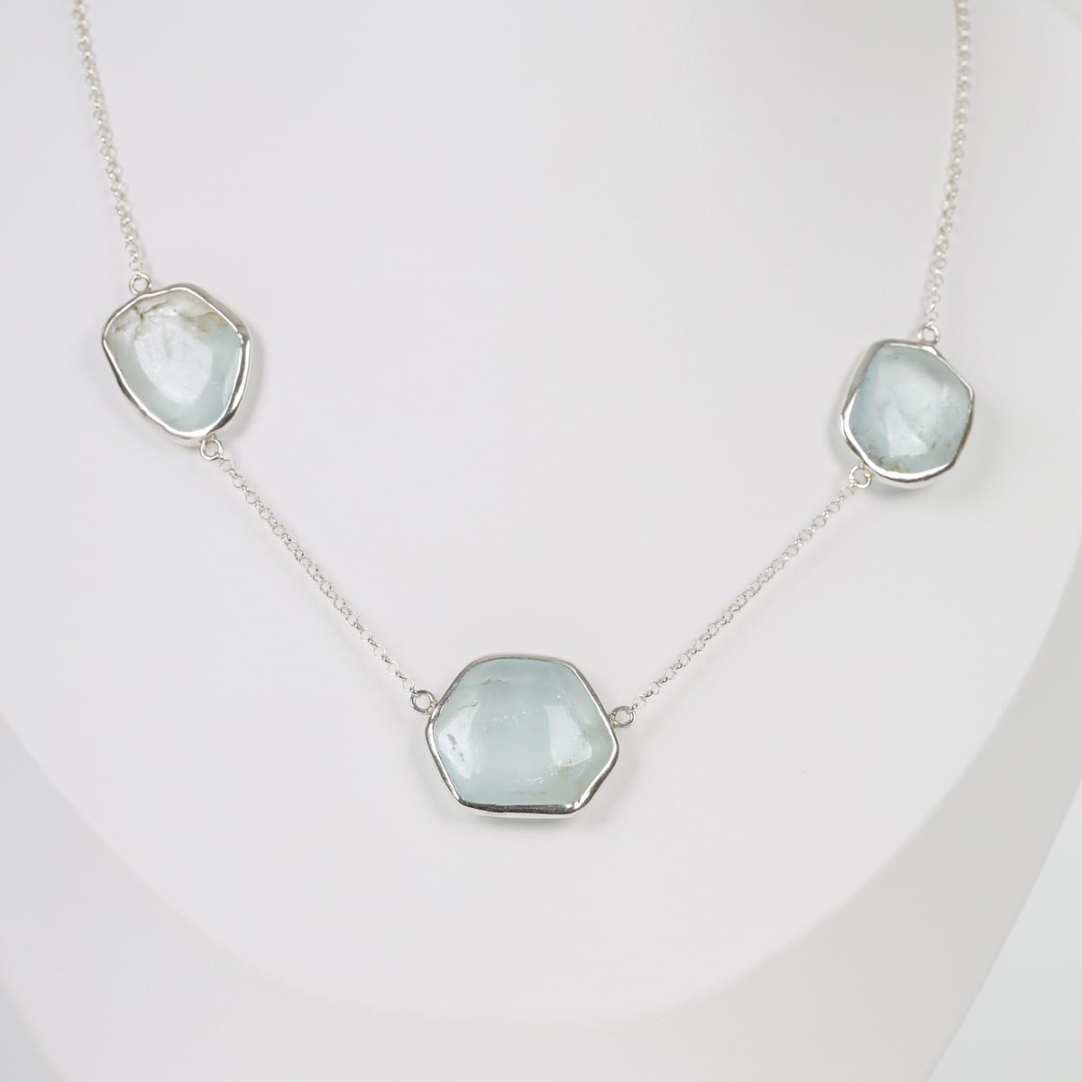 Celestial Aquamarine Necklace Gemstone 2