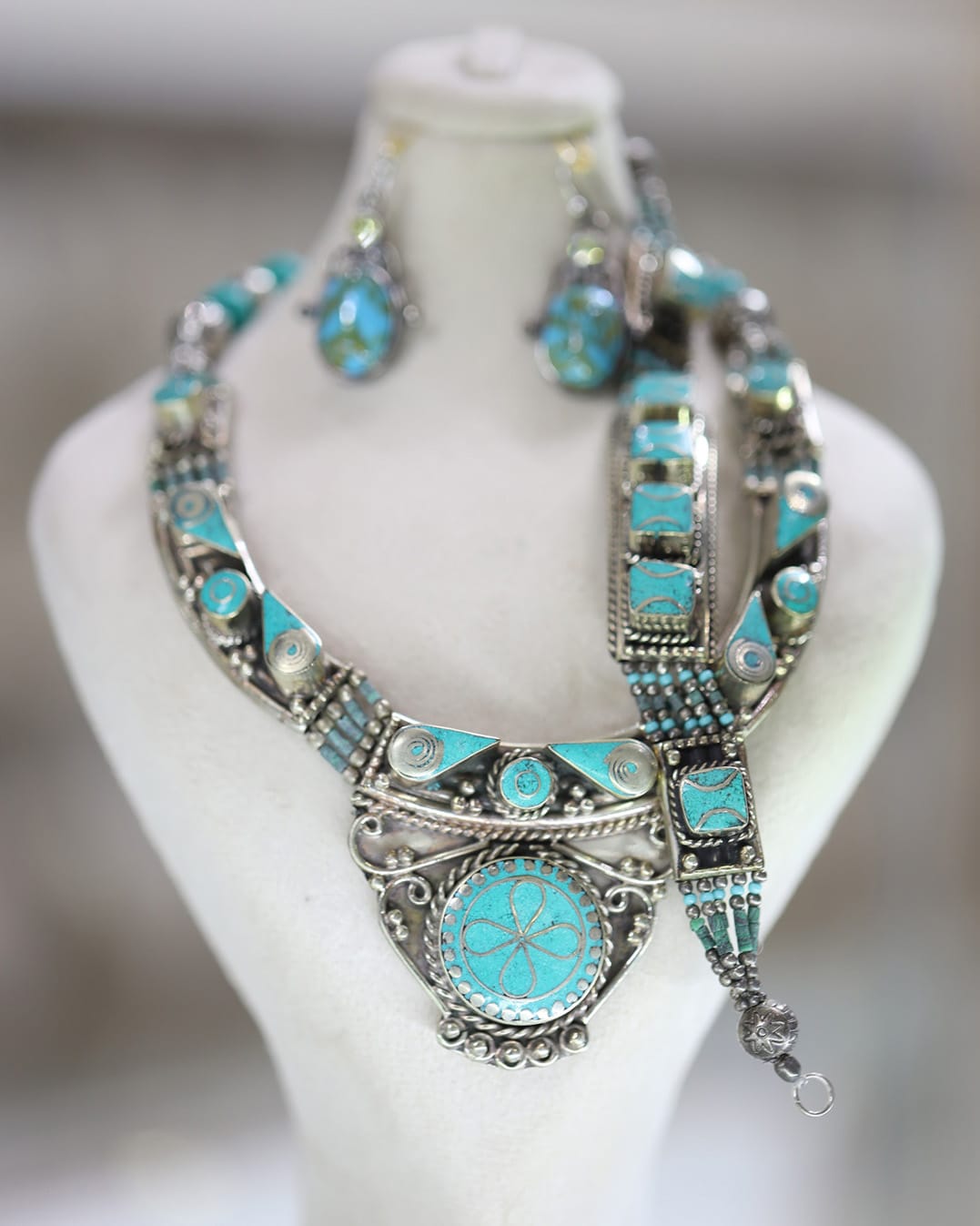 Afghan Turquoise Crystal Elegance Jewelry Set 2