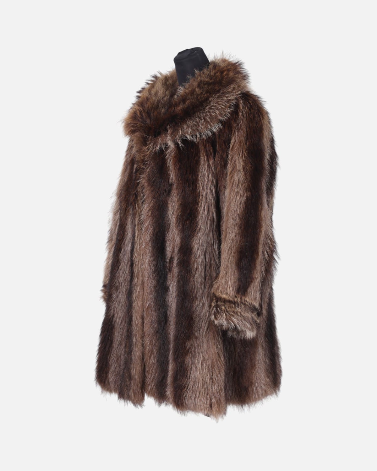 Handmade Goji Fur Coat 1