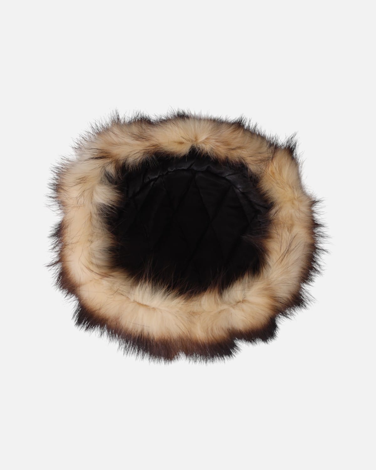 Elegant handmade winter hat 1
