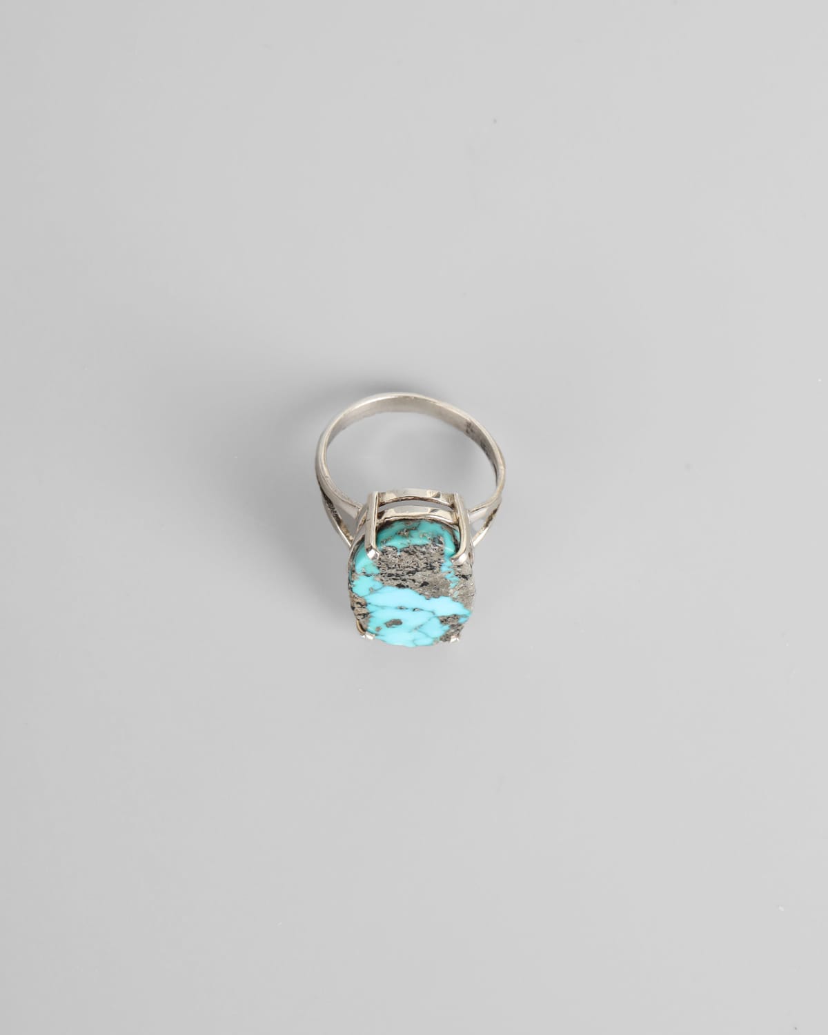 Women’s Iranian Nishapur Turquoise Ring 3