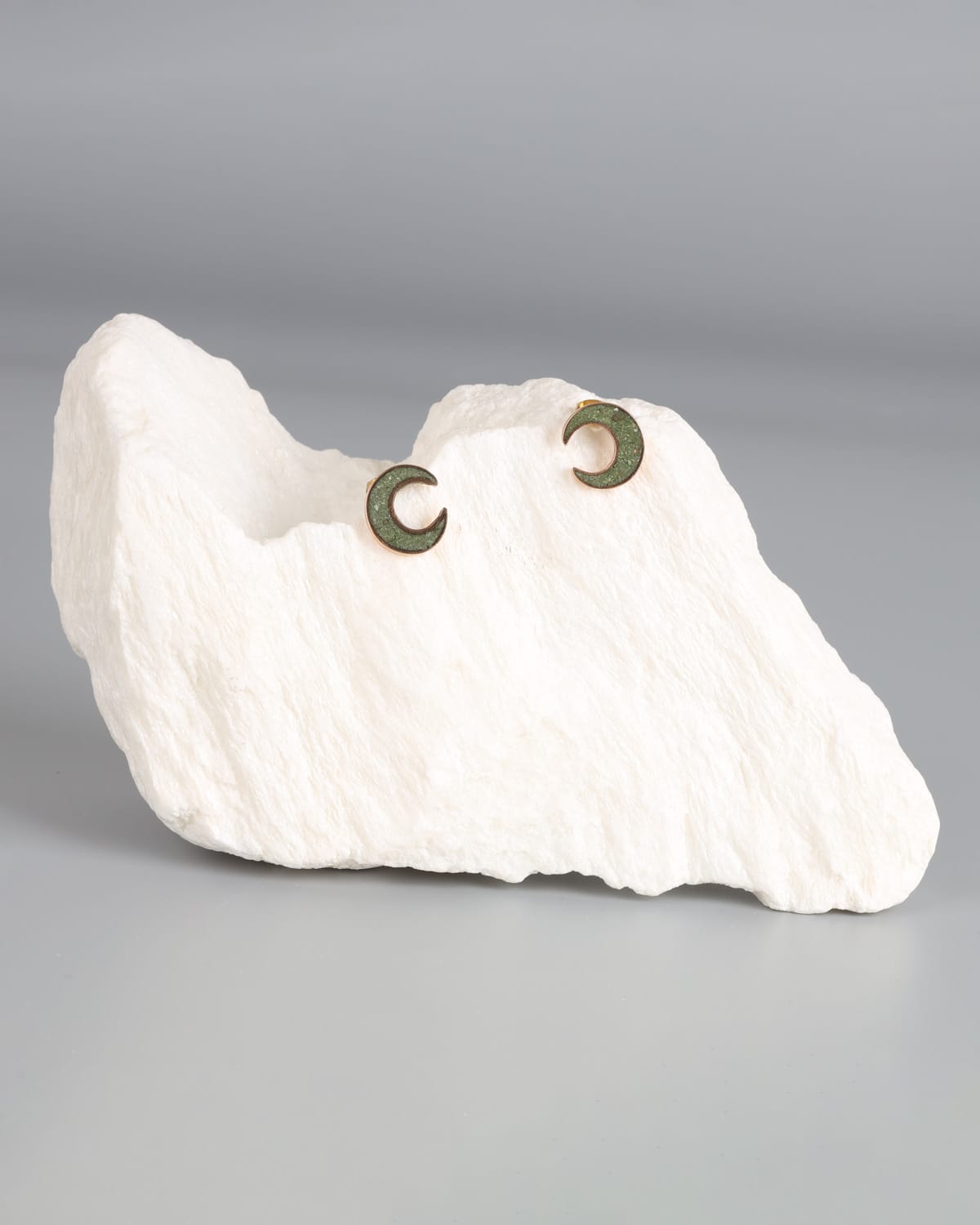 Half Moon Bamyan Turquoise Earring 2