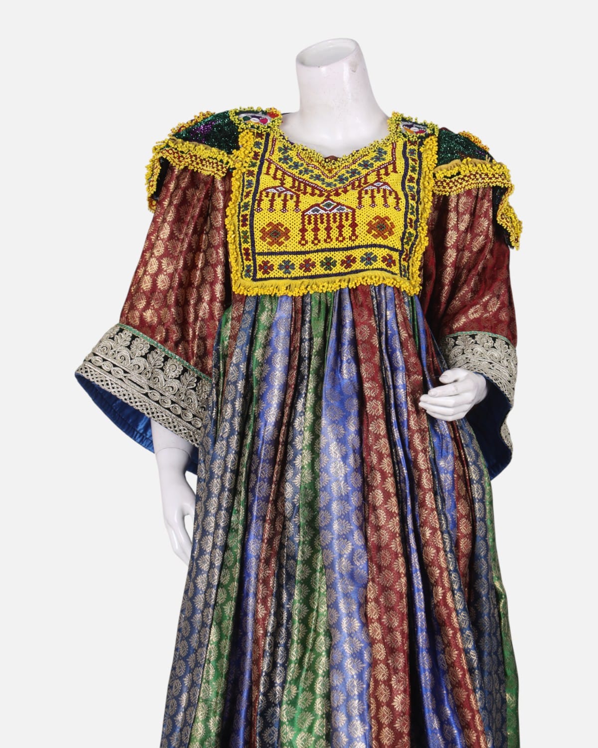 Elegant Afghan Dress for Henna Night 3
