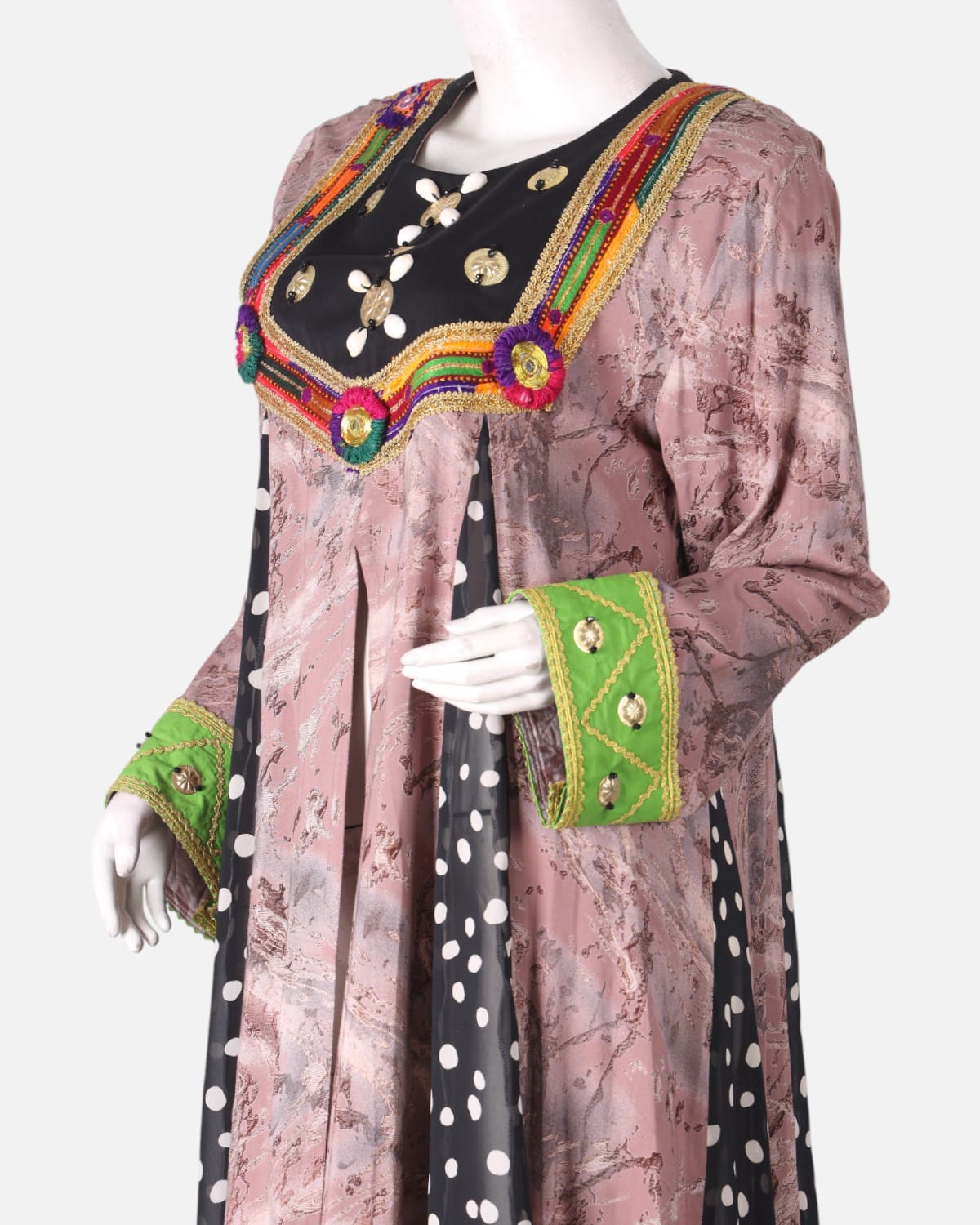 Traditional Tourist Design Dress 4