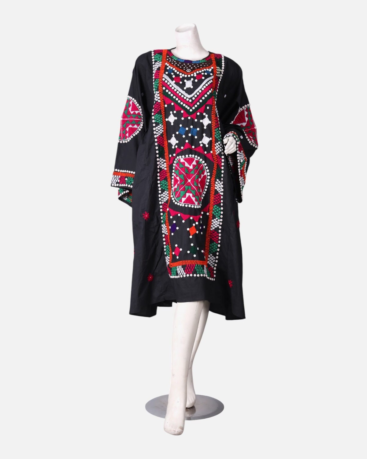 Afghan Kandahari Chapan with Handcrafted Embroidery 3